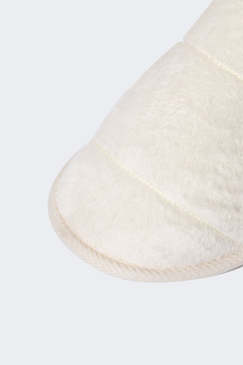 Kadın Ekru Kadın Fall in Love Düz Taban Kışlık Slip On Ev Terliği
