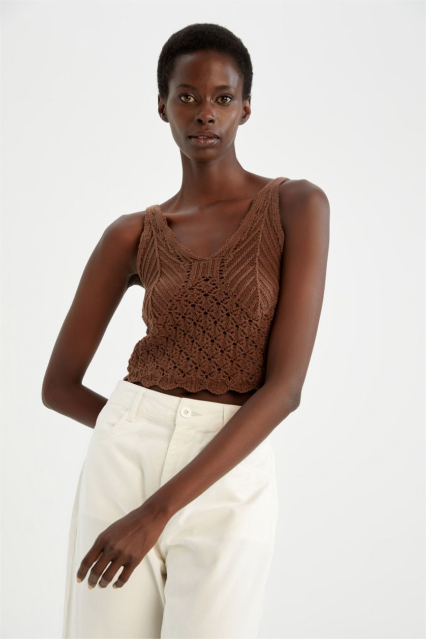 WOMAN Brown Regular Fit Lace Athlete