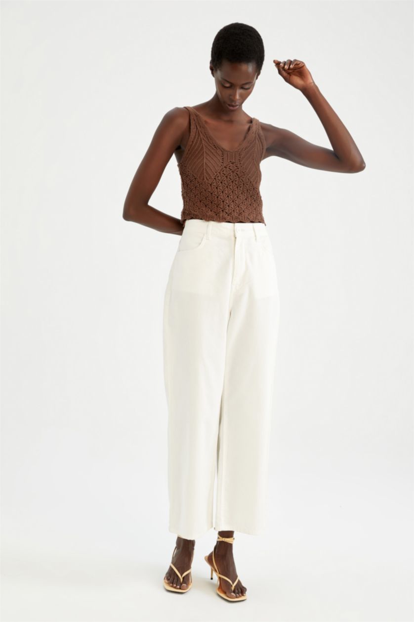 WOMAN Brown Regular Fit Lace Athlete