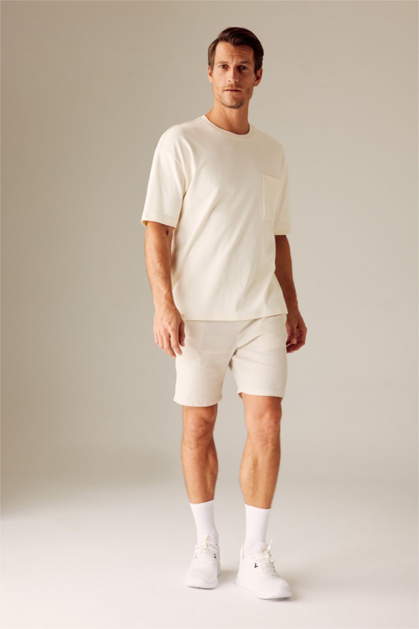 MAN Stone Relax Fit Lace-Up Shorts