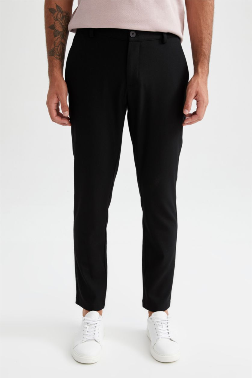 Man Black jogger Trousers
