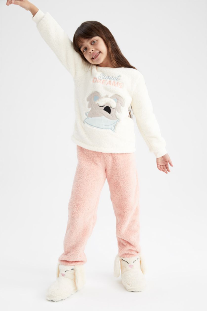 Kız Çocuk - Genç Kız Bej Kız Çocuk Baskılı Pelüş Pijama Takım