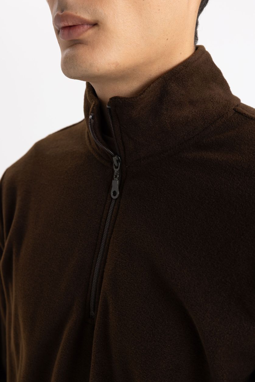 Erkek Kahve Kahverengi Tüylenme Yapmayan Soğuk Geçirmez  Regular Fit Dik Yaka Fermuarlı Polar Sweatshirt