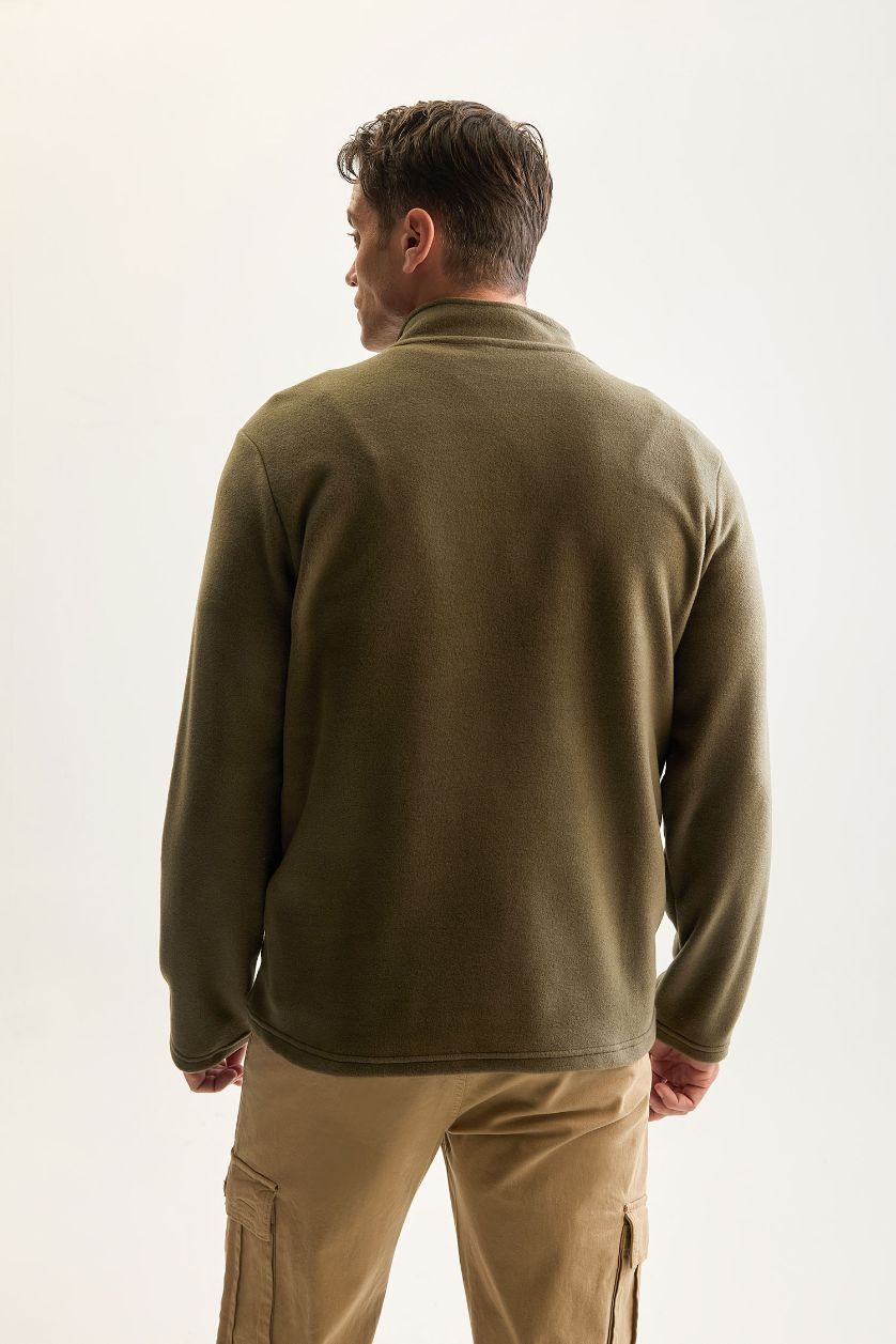 Erkek Meşe Yeşili Haki Tüylenme Yapmayan Soğuk Geçirmez  Regular Fit Dik Yaka Fermuarlı Polar Sweatshirt