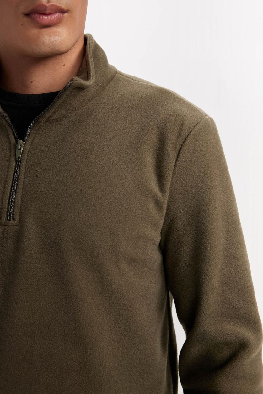 Erkek Meşe Yeşili Haki Tüylenme Yapmayan Soğuk Geçirmez  Regular Fit Dik Yaka Fermuarlı Polar Sweatshirt