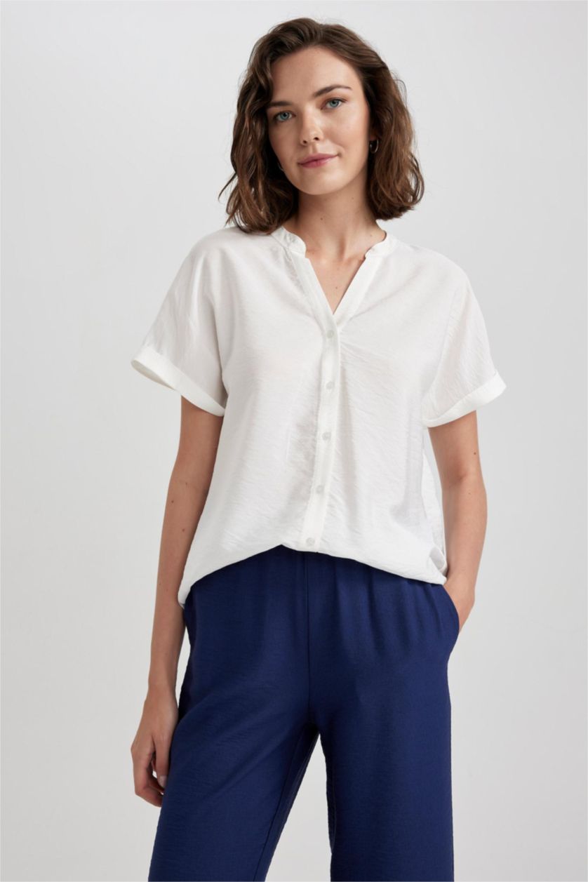 FEMME Blanc Chemise à manches courtes à col rond à motifs, coupe régulière