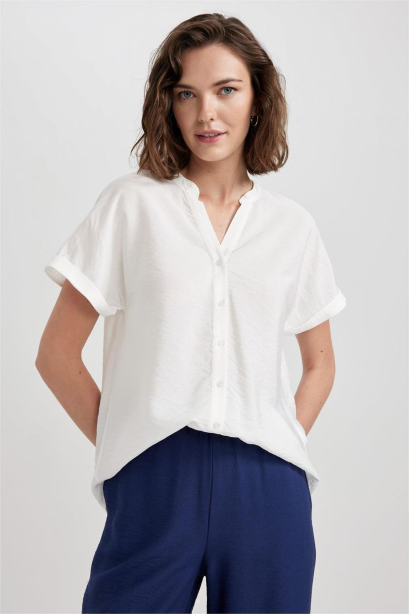 FEMME Blanc Chemise à manches courtes à col rond à motifs, coupe régulière