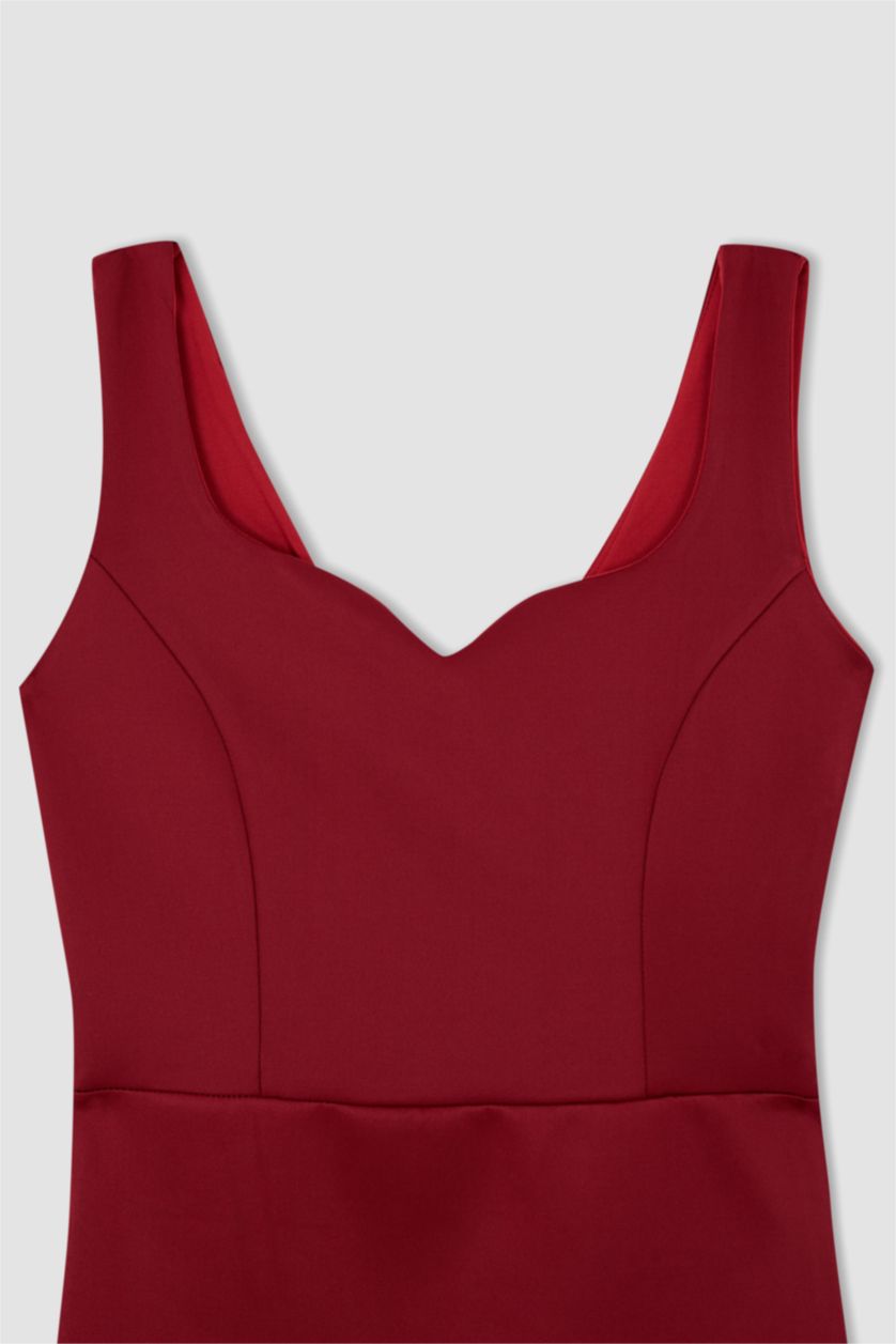 Kadın Kırmızı Elbise