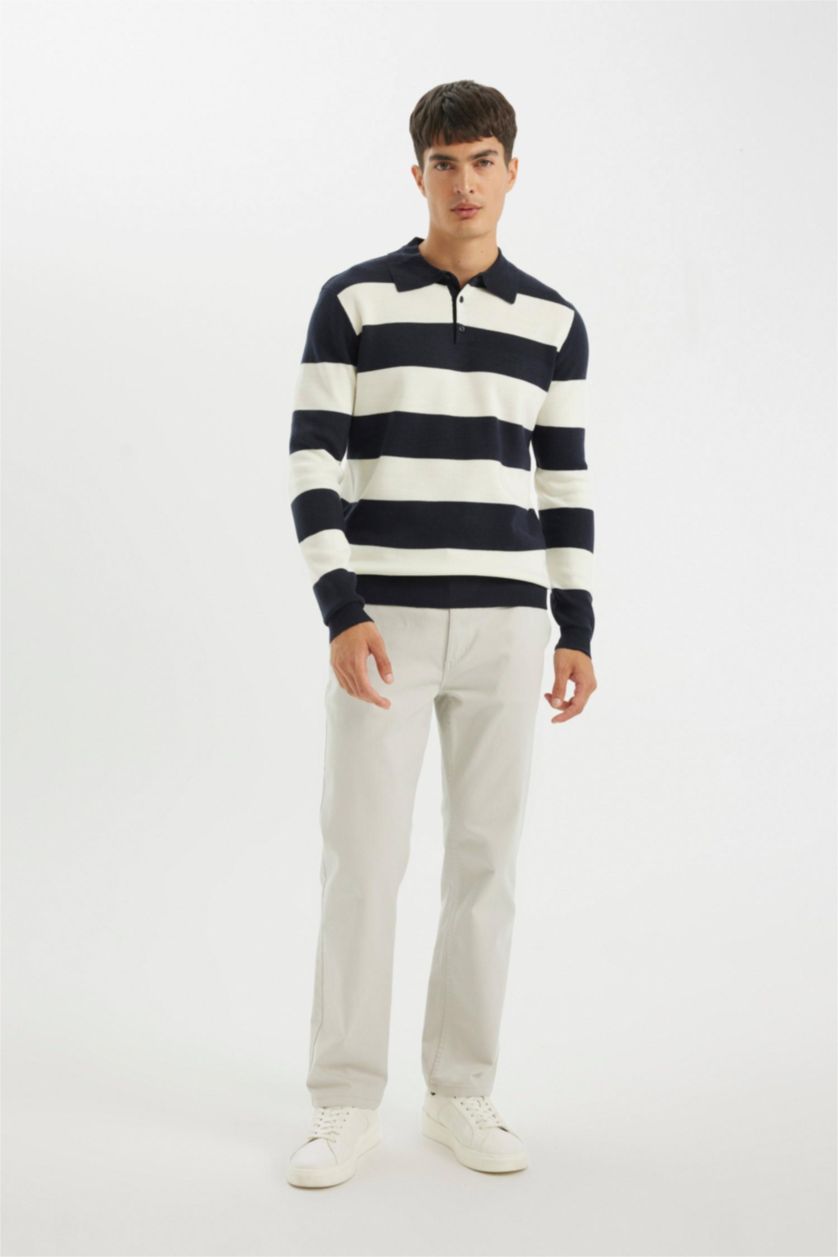 MAN NAVY Standard Fit Knitwear Pullover