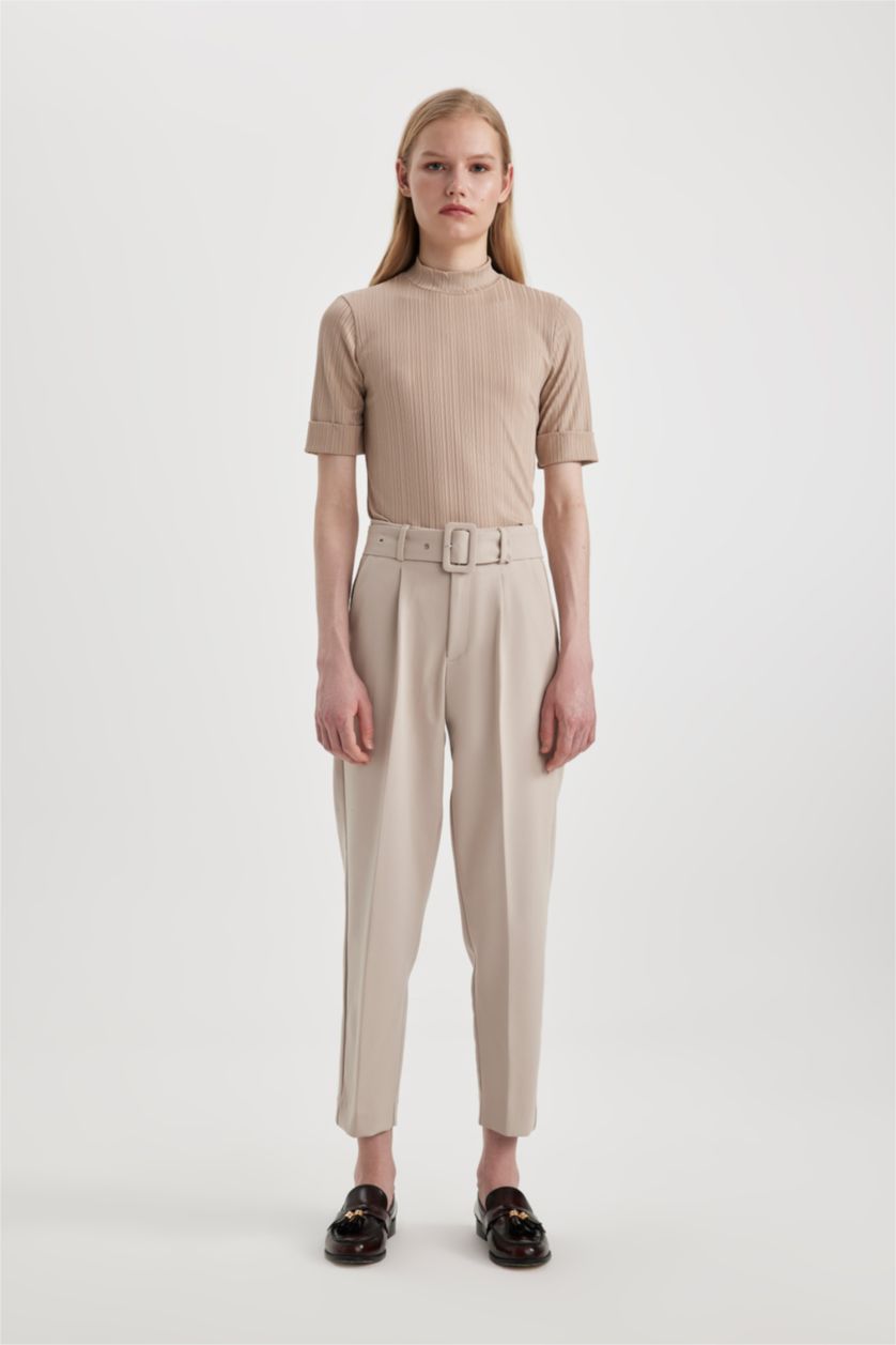 نساء حجري فاتح بنطرون سليم فيت برجل عادي بجيب وخصر عالي