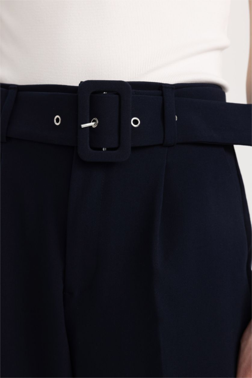 نساء كحلي بنطرون سليم فيت برجل عادي بجيب وخصر عالي