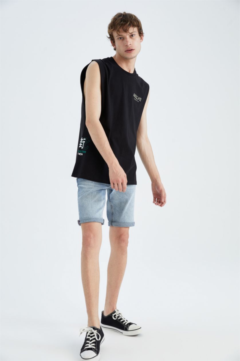 MAN Black Boxy Fit Printed Crew Neck Sleeveless Tank Top