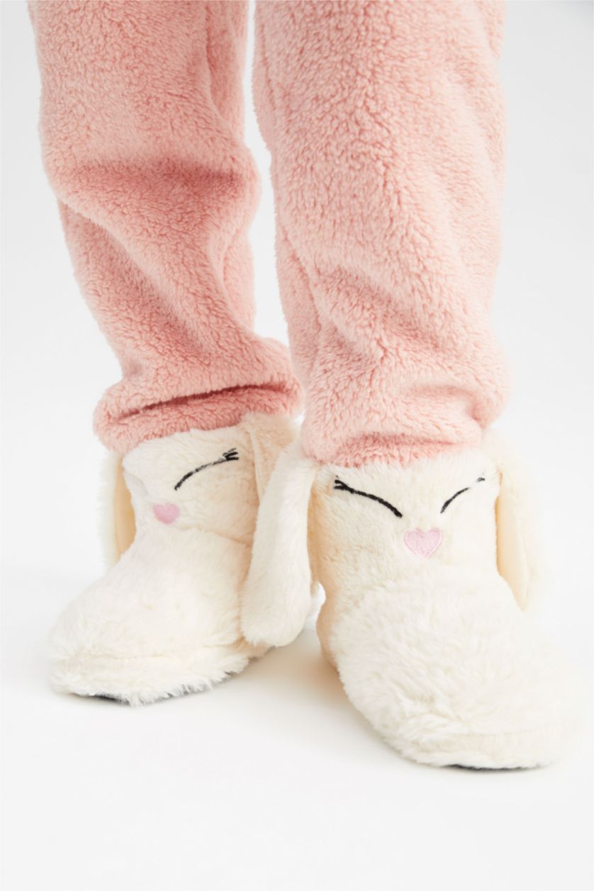 GIRLS & TEENS Ecru Girl Flat Sole Panduf