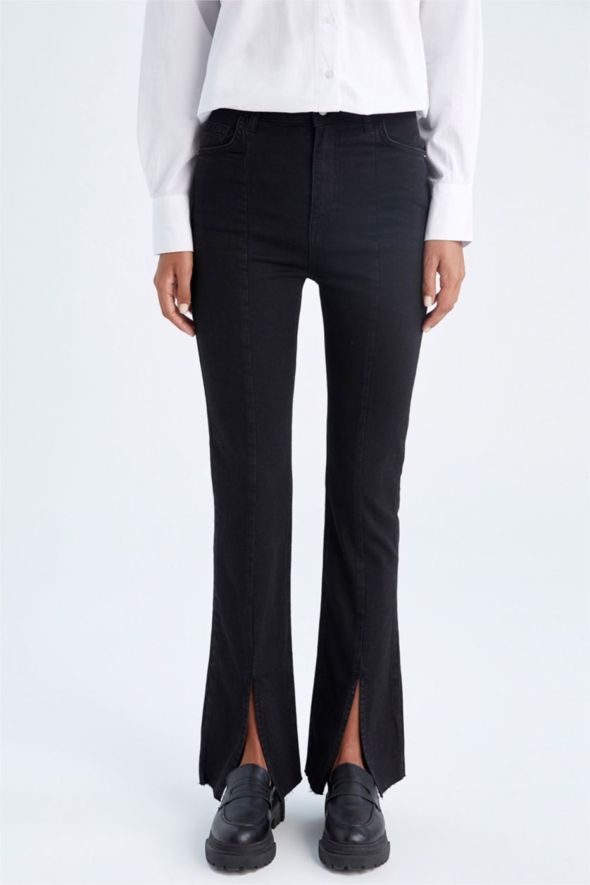 نساء أسود سروال جينز برجل واسع بساق ممزق