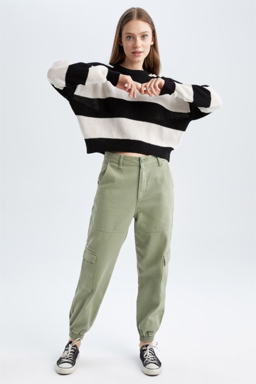 Woman Mint Cargo Jogger With Cargo Pocket Gabardine Trousers