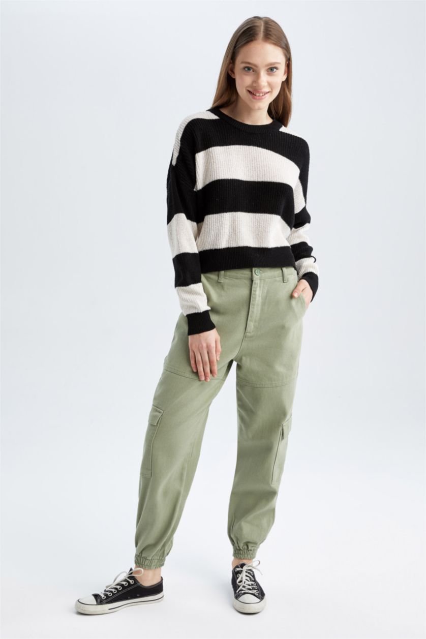 Woman Mint Cargo Jogger With Cargo Pocket Gabardine Trousers
