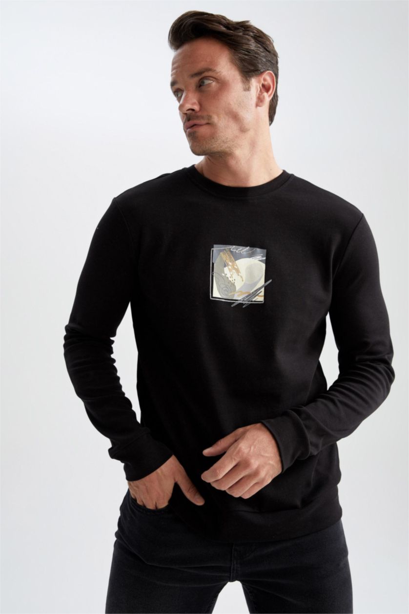 MAN Black Modern Fit Sweatshirt