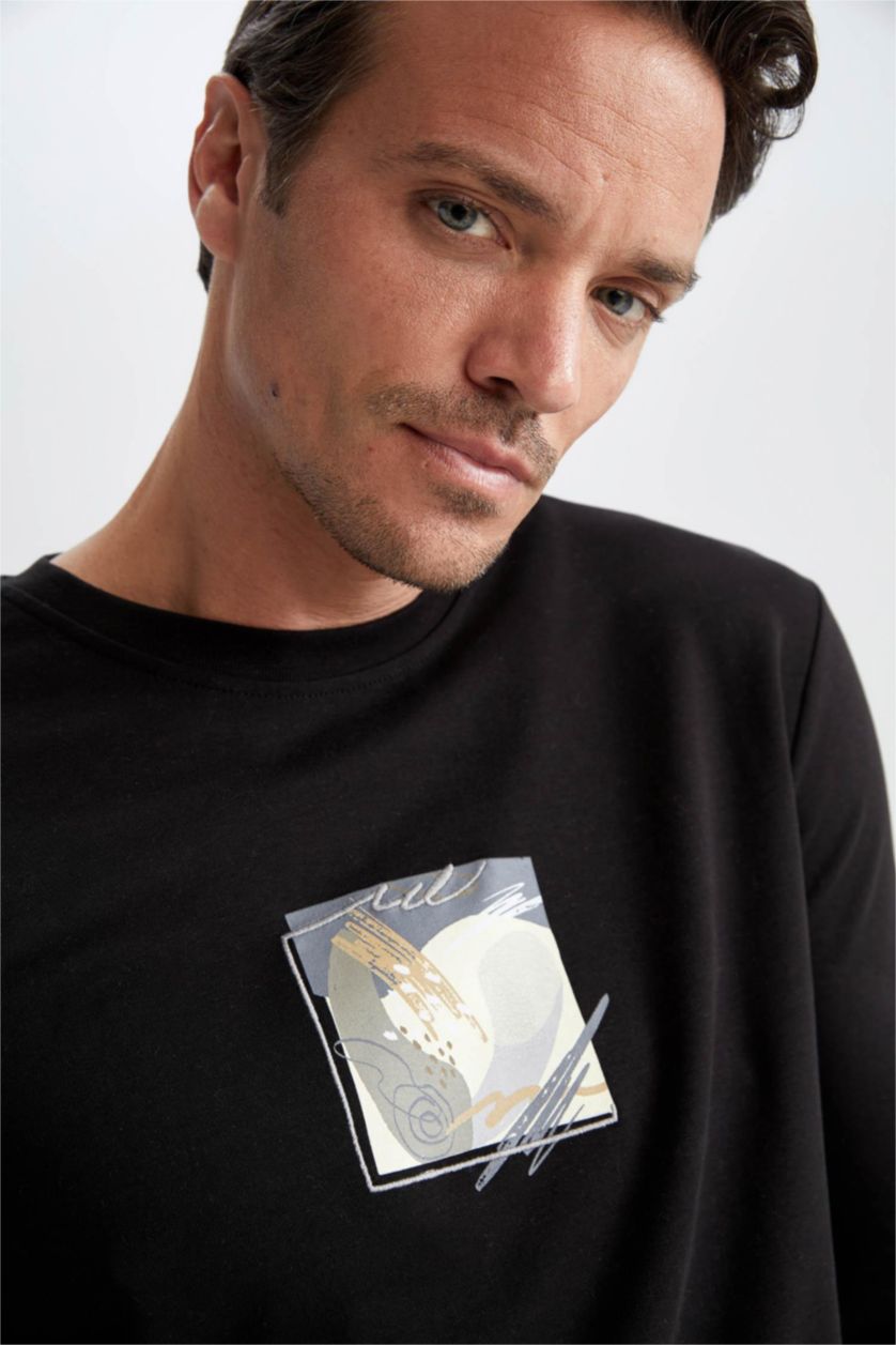 MAN Black Modern Fit Sweatshirt