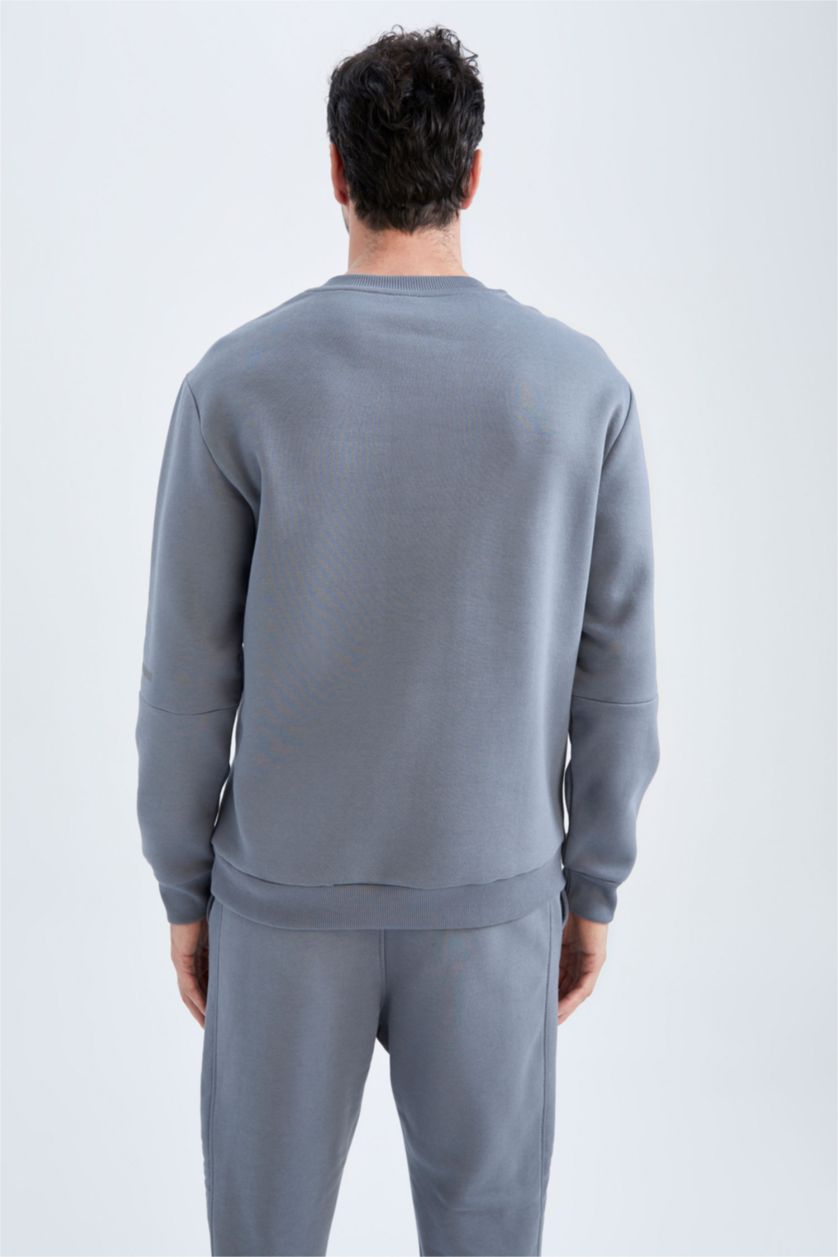 MAN Grey Standard Fit Thick Sweatshirt Fabric Sweatshirt