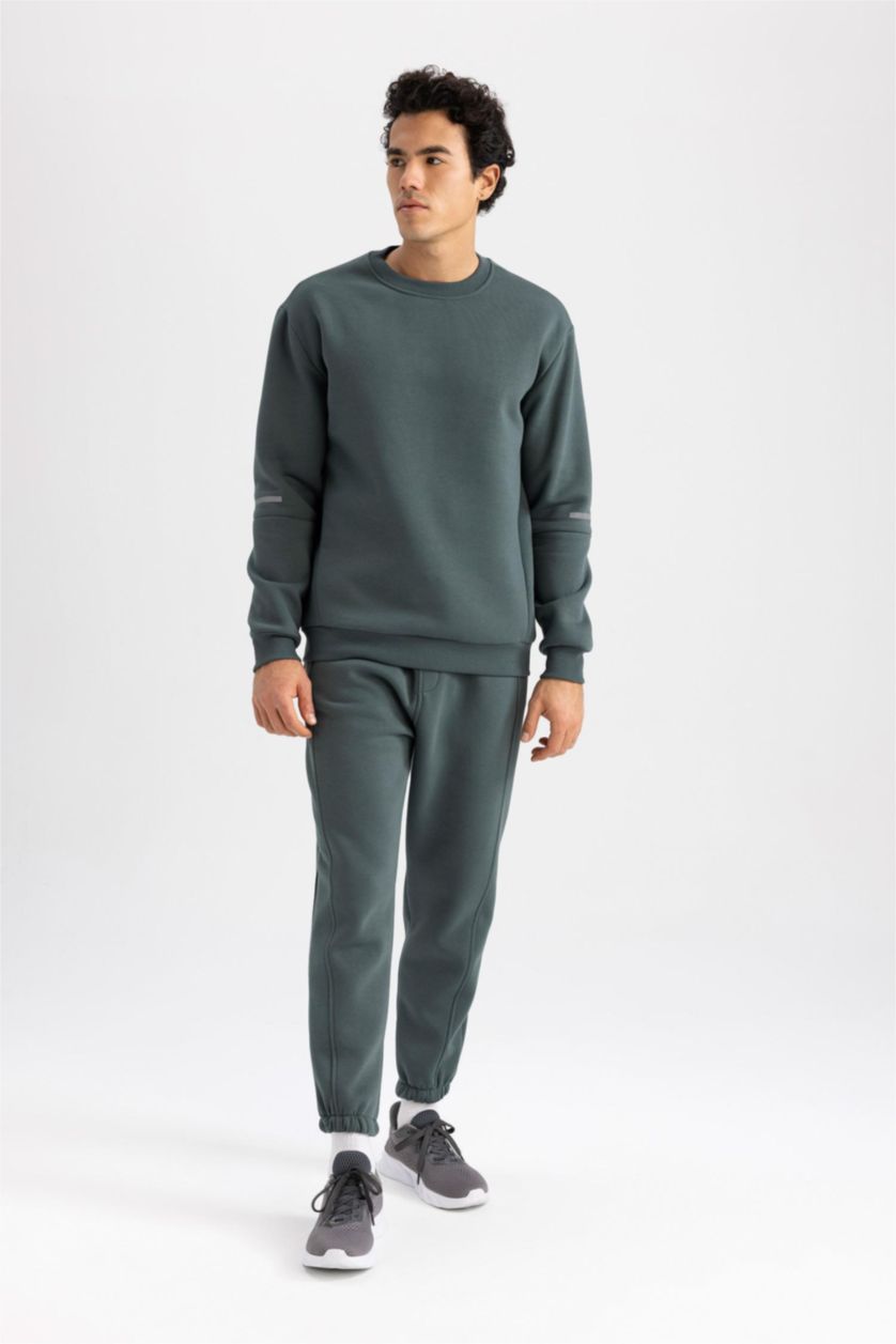 Men Green Standard Fit Thick Sweatshirt Fabric Sweatshirt