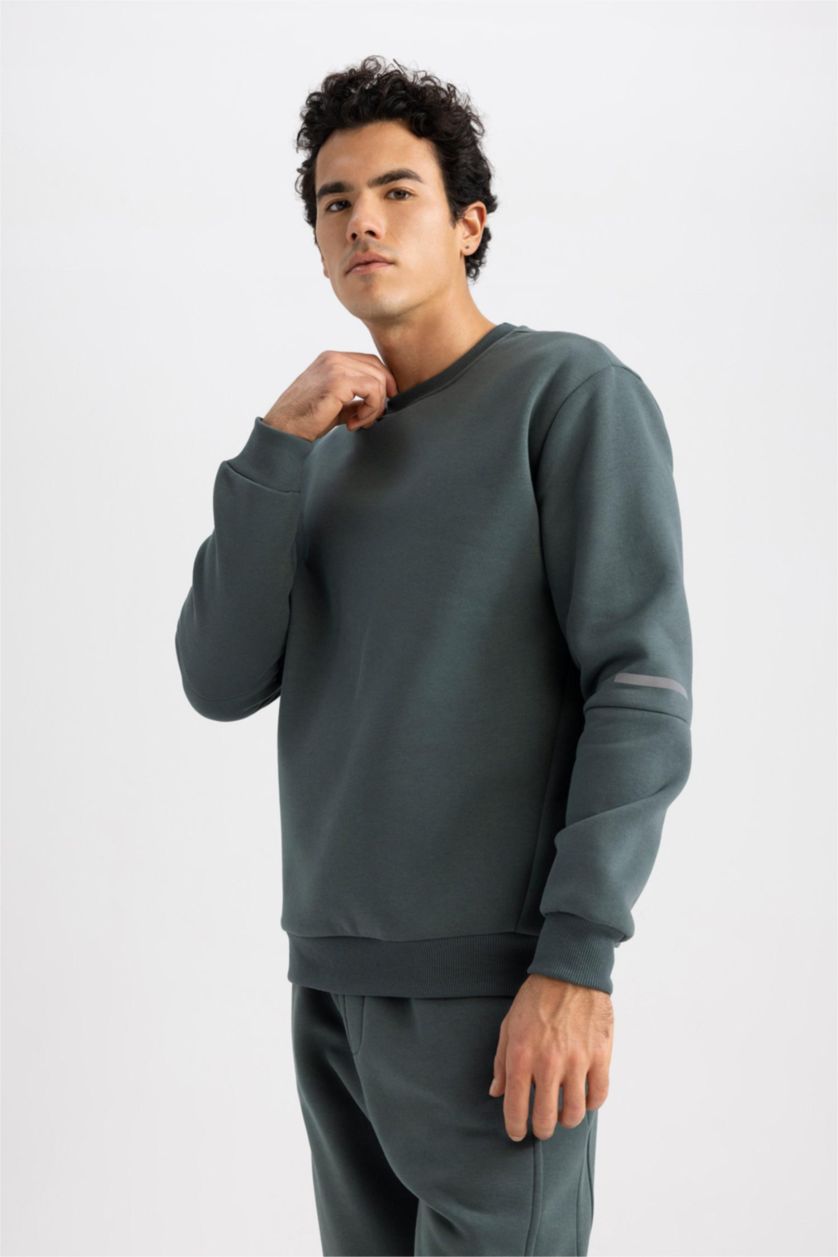 Men Green Standard Fit Thick Sweatshirt Fabric Sweatshirt