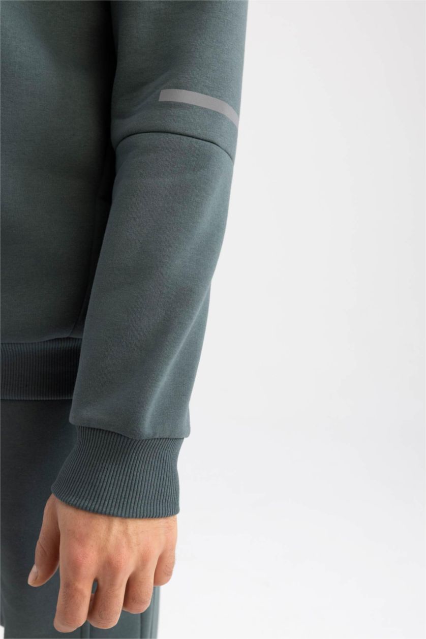 Men Green Standard Fit Thick Sweatshirt Fabric Sweatshirt
