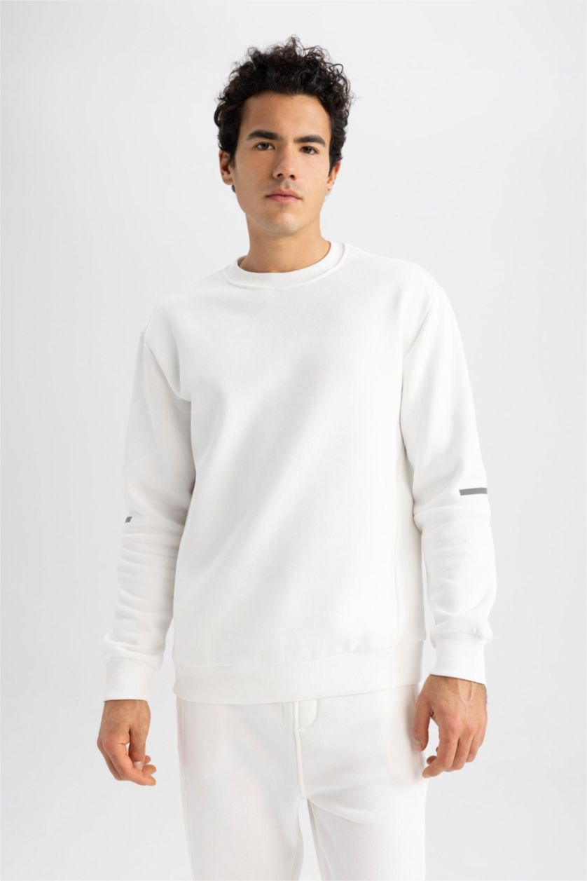 Man Ecru Defacto Fit Standard Fit Crew Neck Sweatshirt