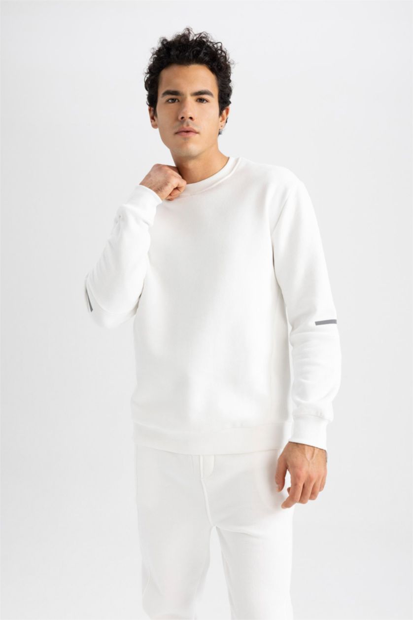 Man Ecru Defacto Fit Standard Fit Crew Neck Sweatshirt
