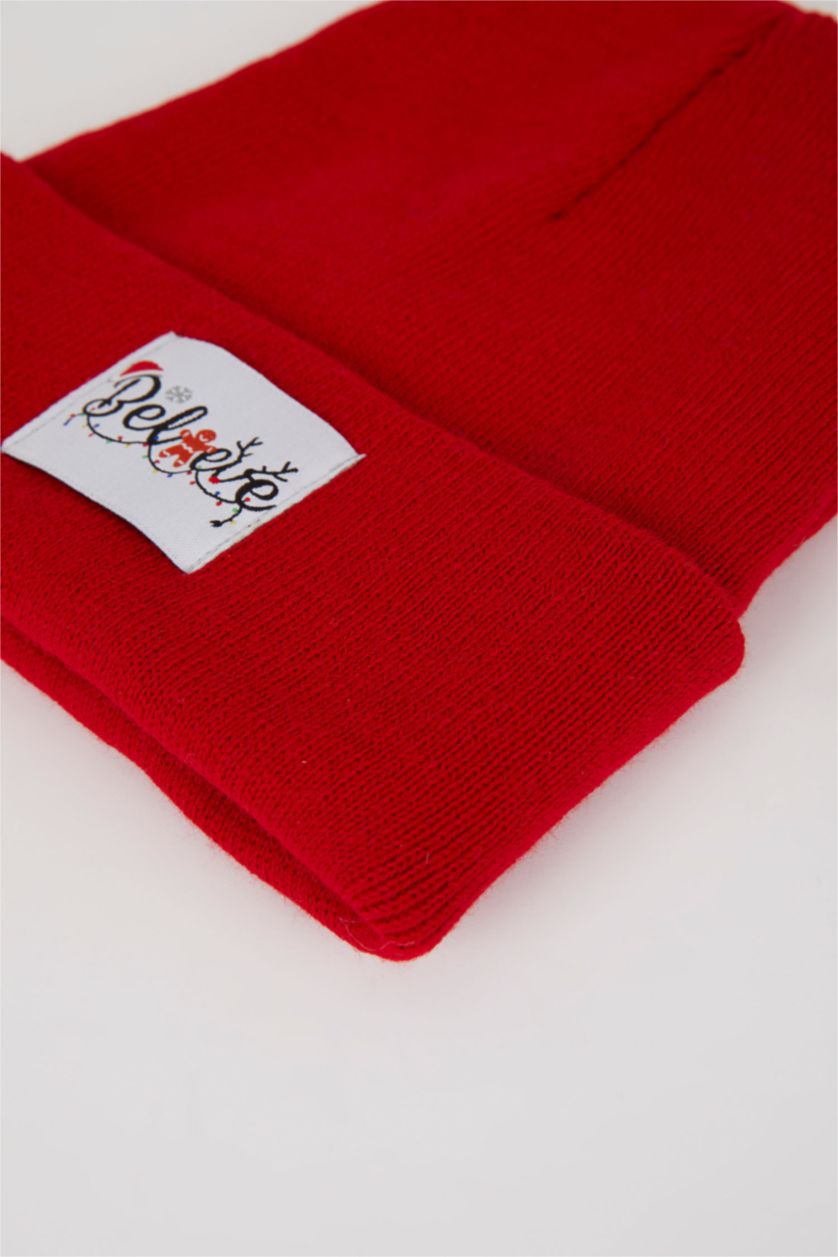 Kadın Kırmızı Kadın Slogan Baskılı Bere