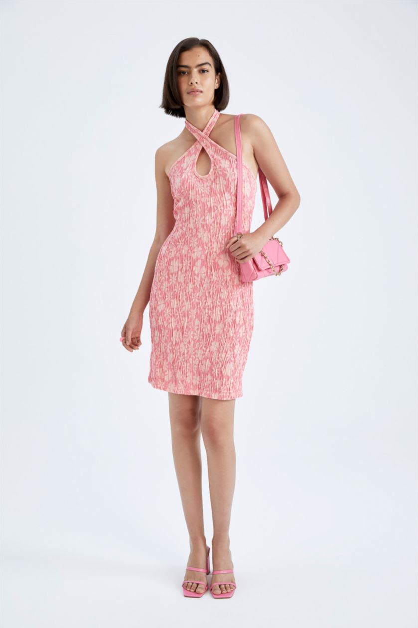 FEMME Rose Mini-robe à manches courtes à fleurs et col cache-cœur moulant