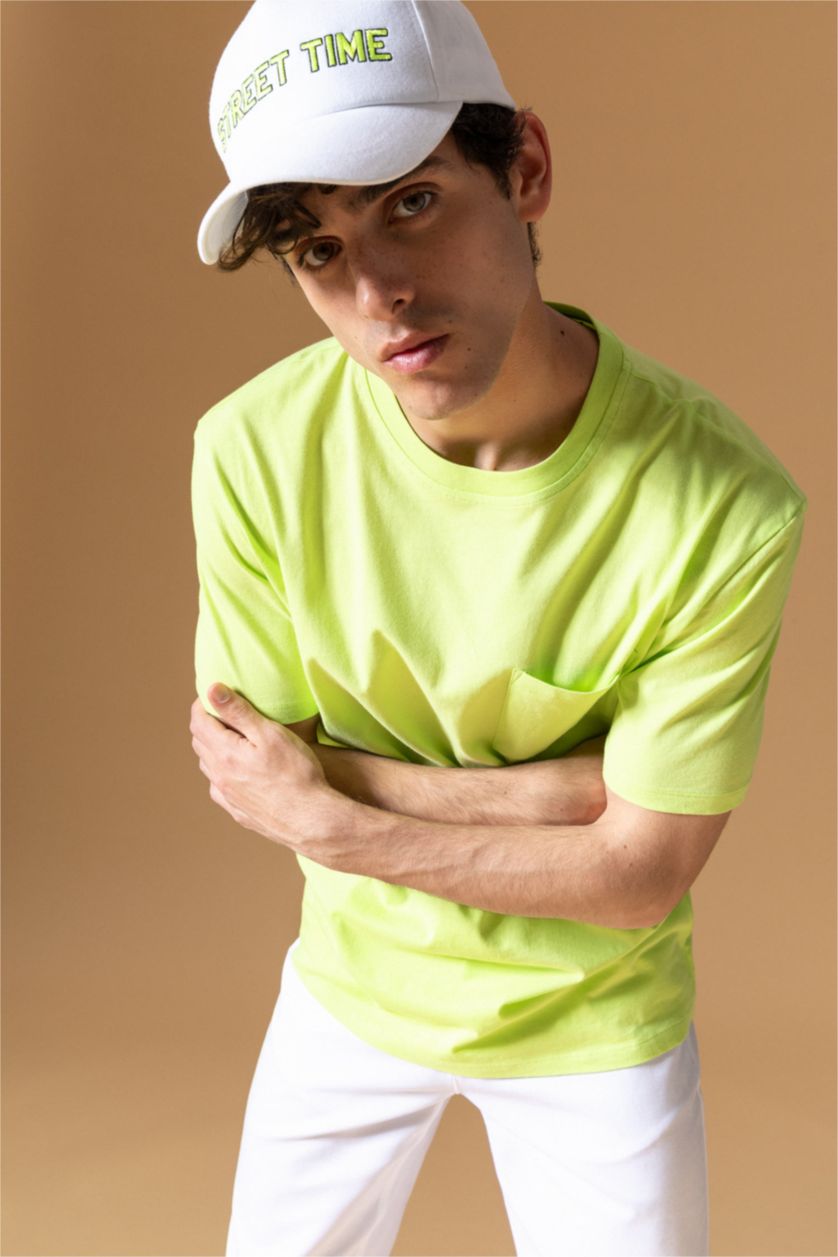 MAN Light Green Regular Fit Short Sleeve T-Shirt