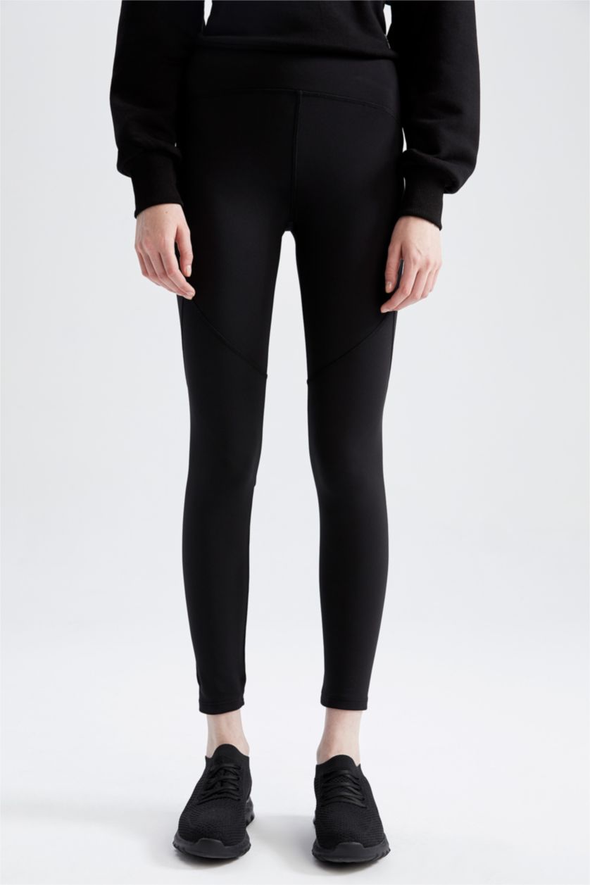 FEMME Noir Sport Leggings