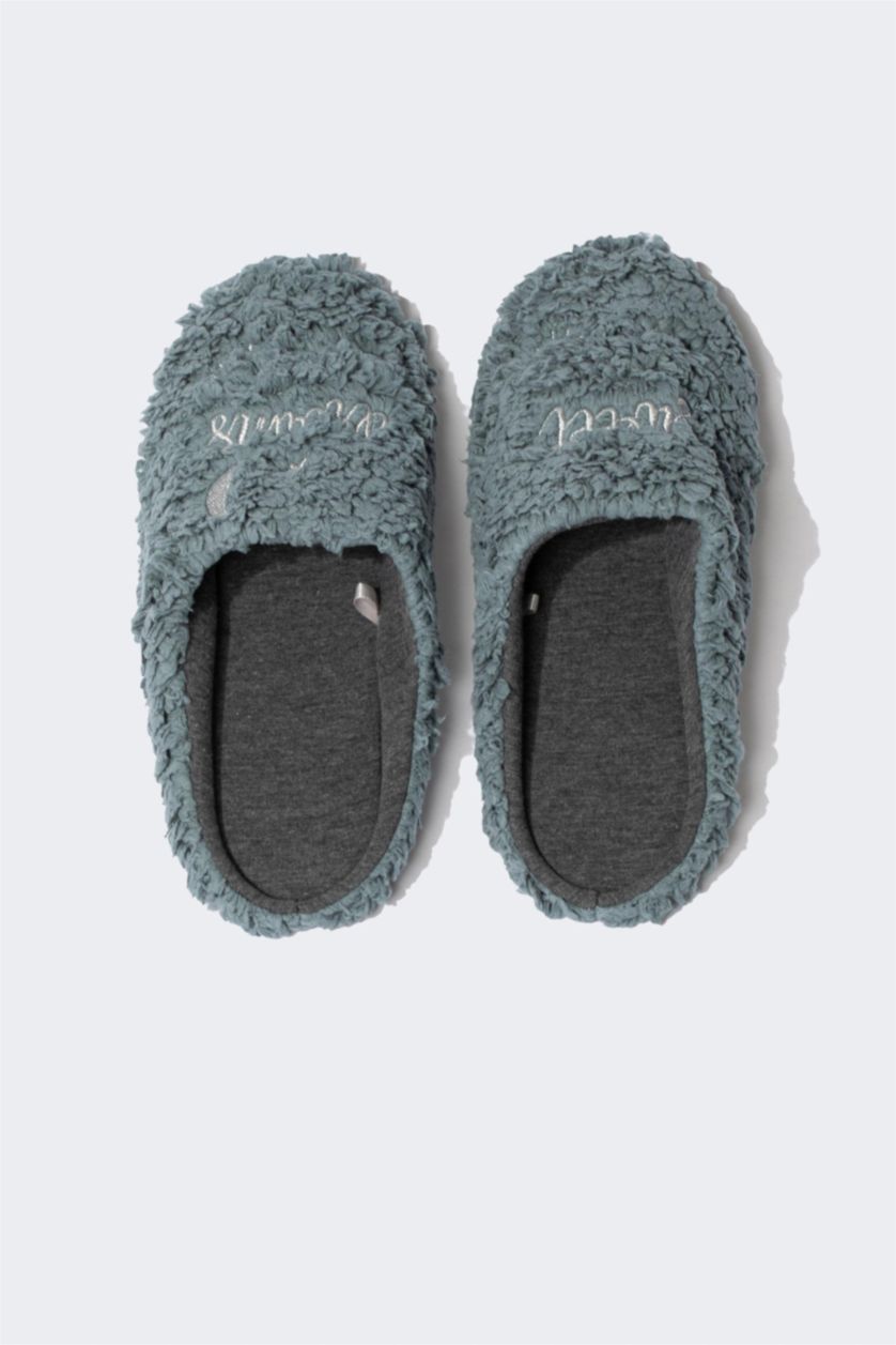 WOMAN Aqua Women Fall in Love Flat Sole Indoor Slippers