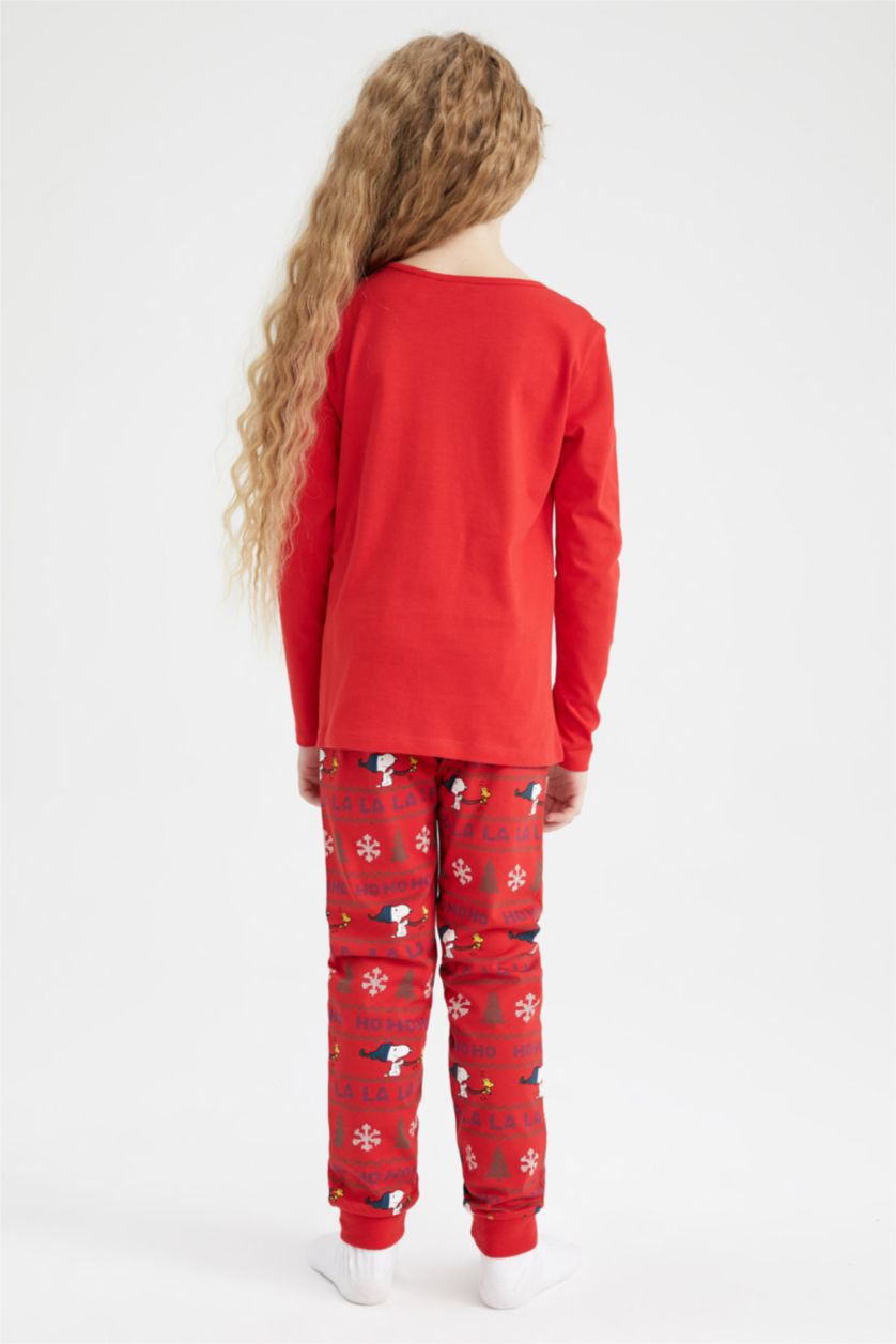 Girls & Teens Red 2 piece Regular Fit Snoopy Licensed Knitted Pyjamas
