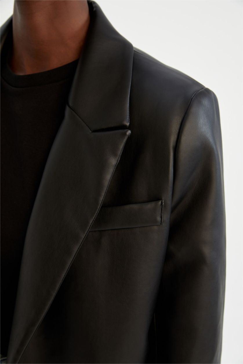 Kadın Siyah Regular Fıt Blazer Ceket