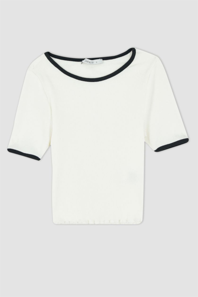 Woman White Slim Fit Short Sleeve T-Shirt