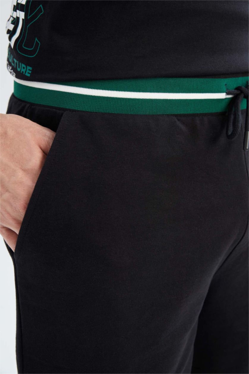 HOMME Noir Short Coupe Régulière Ourlet régulier