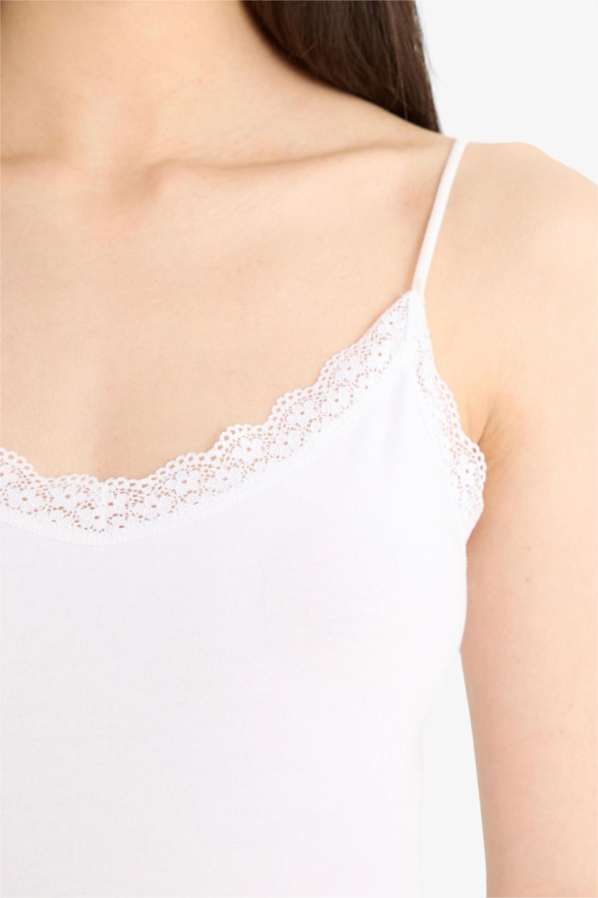 WOMAN White Fall in Love Lace Detailed Thin Strappy Cotton Black Undershirt