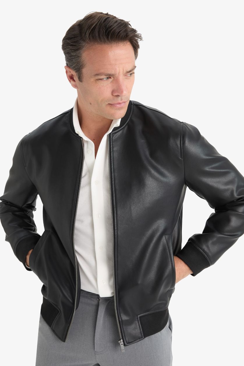 Erkek Siyah Su İtici Slim Fit Dar Kesim Kolej Yaka Astarlı Fermuarlı Rüzgar Geçirmez Suni Deri Mevsimlik Mont