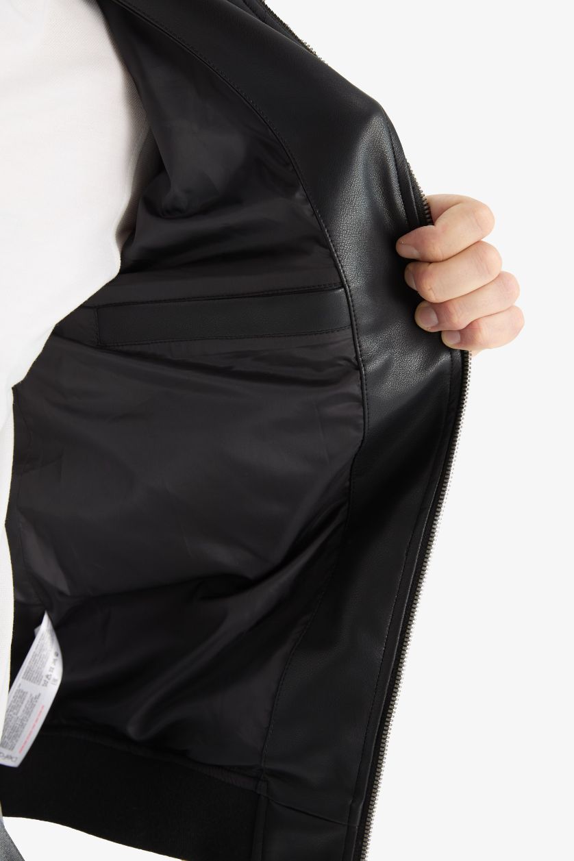 Erkek Siyah Su İtici Slim Fit Dar Kesim Kolej Yaka Astarlı Fermuarlı Rüzgar Geçirmez Suni Deri Mevsimlik Mont