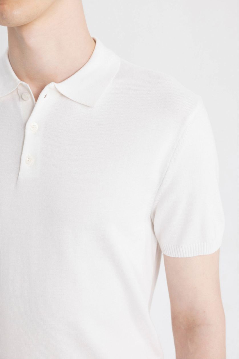 Erkek Kırık Beyaz Slim Fit Dar Kesim Polo Yaka Kısa Kollu Basic Düz Triko Tişört