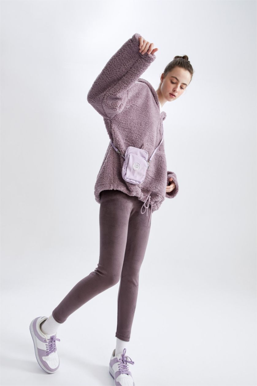 نساء بنفسجي فاتح ليجن مخمل