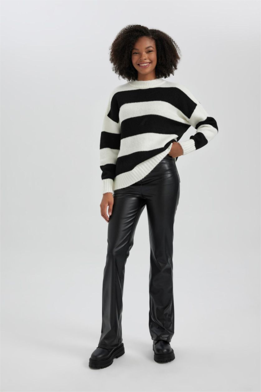 حريمي أسود بنطلون جلد صناعي برجل واسع بجيب