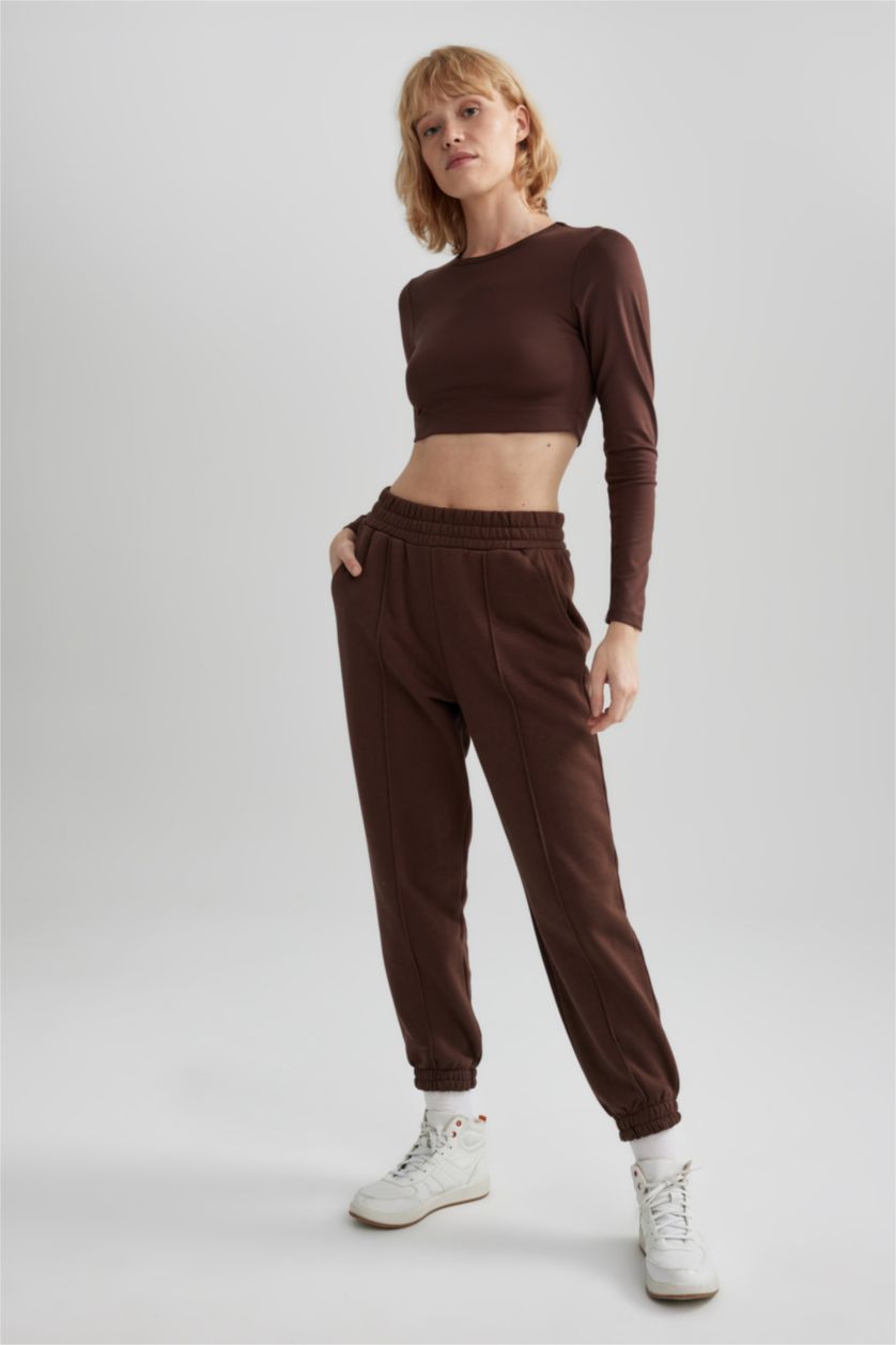 نساء بني تي شيرت ديفاكتو فيت قصير كم طويل