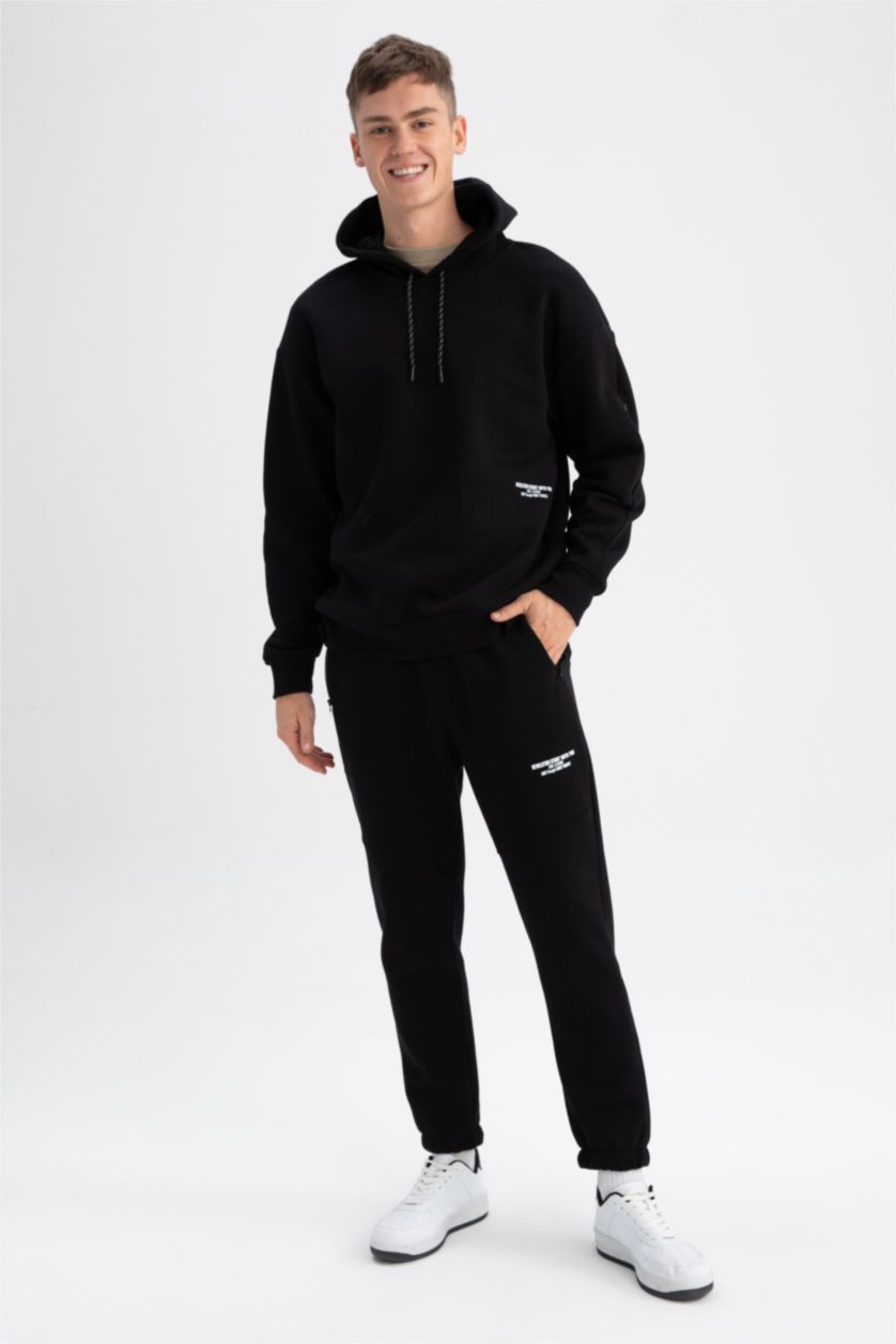 رجال أسود Regular Fit Trousers