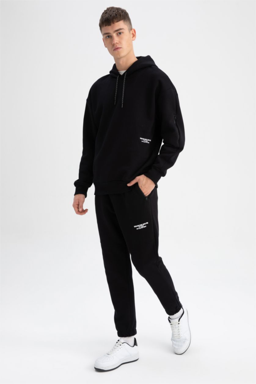 رجال أسود Regular Fit Trousers