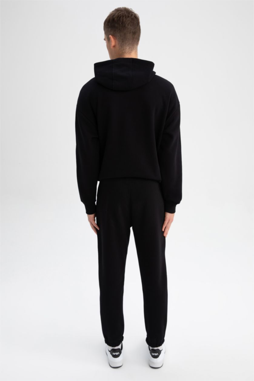 رجال أسود Regular Fit Trousers
