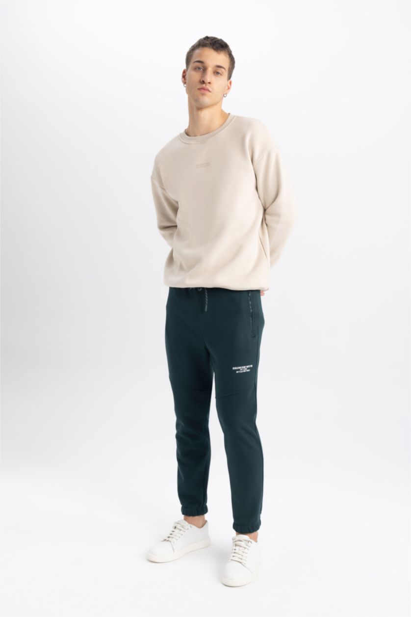 MAN Green Regular Fit Zipper Pocket Trousers