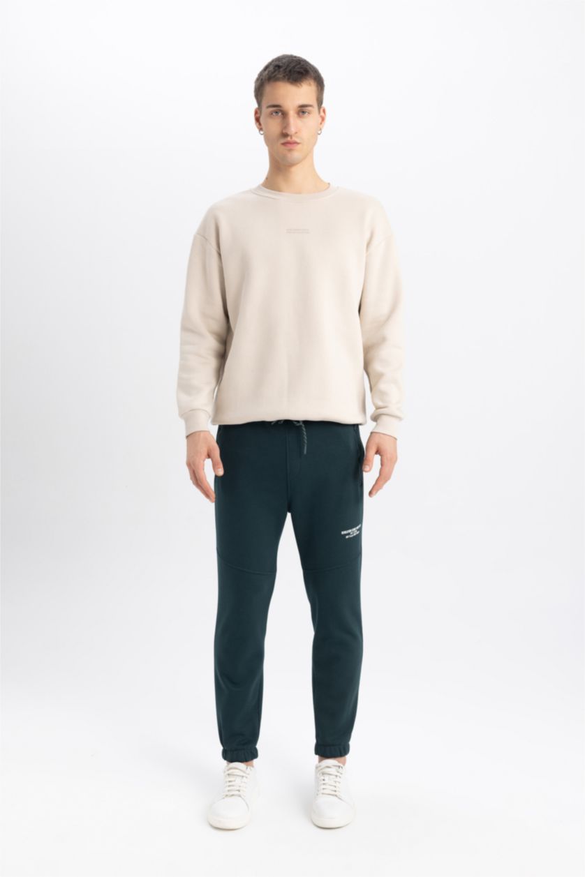 MAN Green Regular Fit Zipper Pocket Trousers