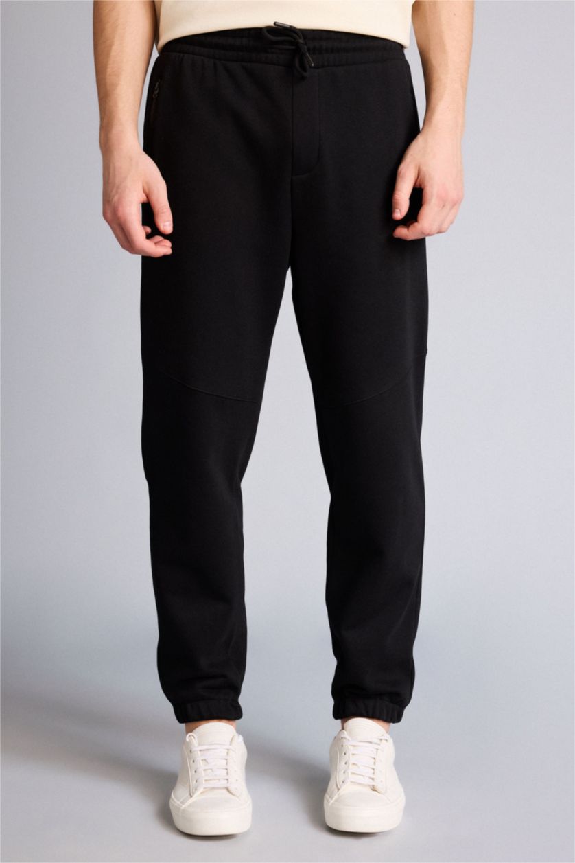 Man Black Regular Fit Zipper Pocket Printed Trousers